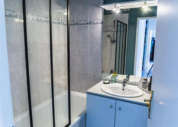 - Paradis Medieval 3*