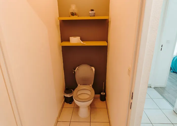 - Paradis Medieval 3*